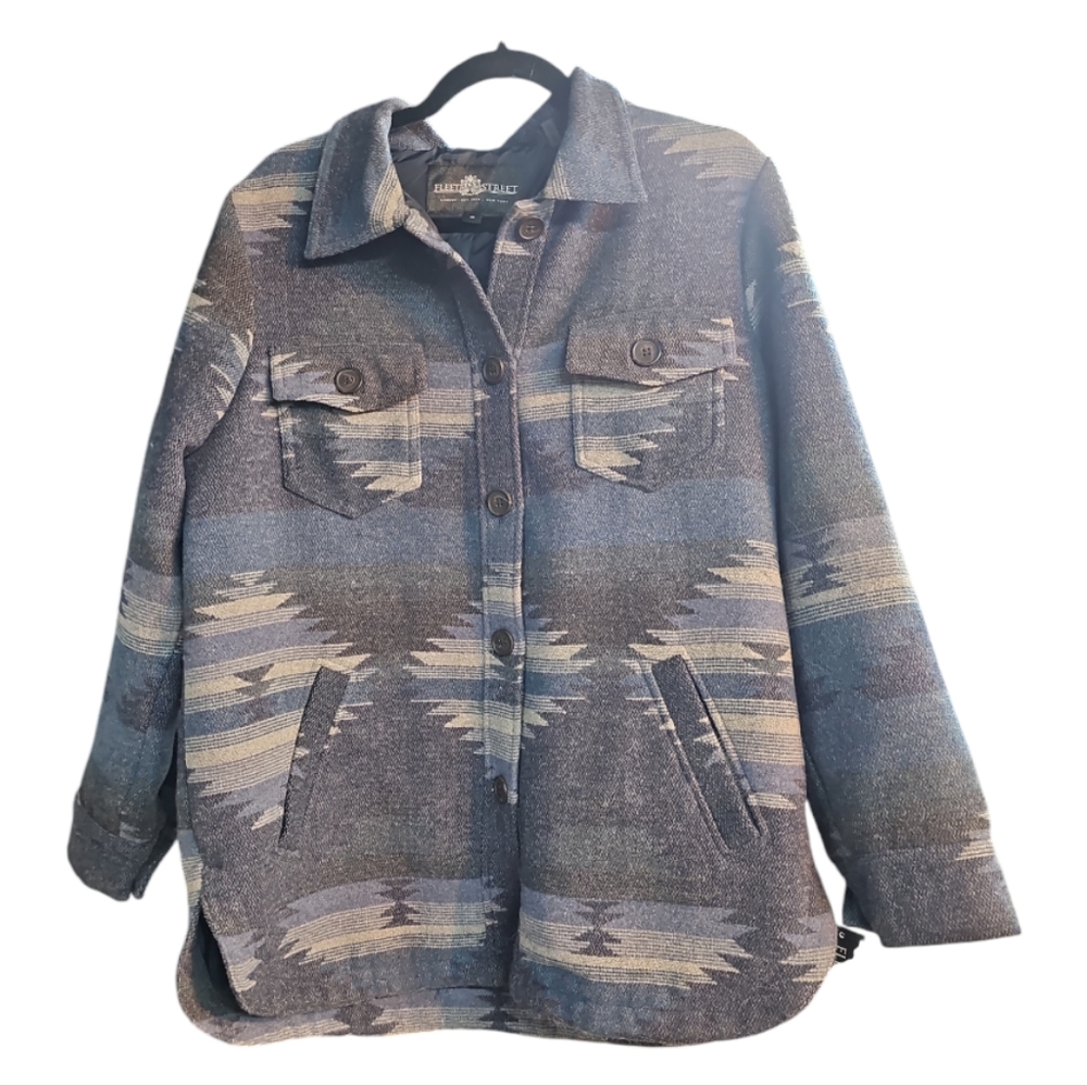 Woman's Aztec Fall Winter Jacket Size Medium NEW